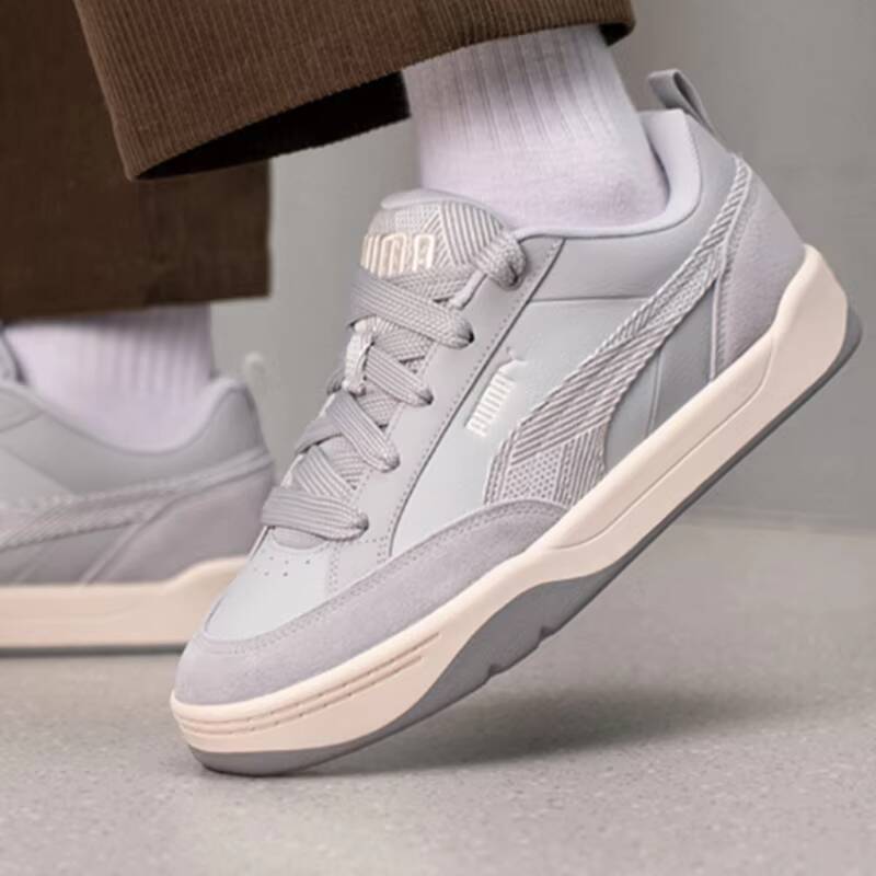 Nouvelles chaussures de skateb - Puma Shoes Suede Classic avis et prix